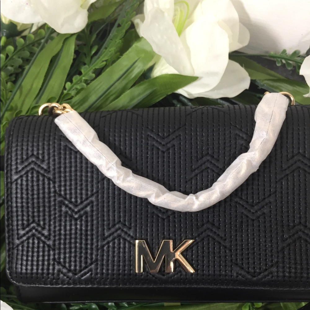 🎉Michael Kors Deco M Quilted Leather Belt Bag - Picture 6 of 8